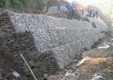 Ο γαλβανισμένος χάλυβας 80x100mm 60x80mm λιθοστρώνει το γεμισμένο διατηρώντας τοίχο καλαθιών Gabions