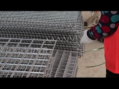 Εργαστήριο συναρμολόγησης αμυντικών φραγμών