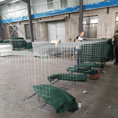 Ζυγισμένη συγκόλληση Αντι-διάβρωση HESCO Αμυντικό στρατιωτικό φράγμα με σκούρο πράσινο στο Καναδά