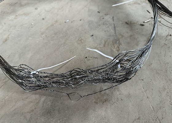 Πολεμική αντιτραπεζική φράση Wire Mesh Security Interception Track