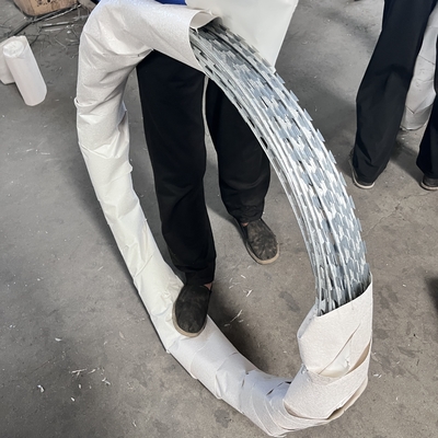 Ζεστή πώληση Σταυρό ξυράφι συρματόπλεγμα Flat Wrap ξυράφι ξυράφι συρματόπλεγμα και κλιπ ξυράφι συρματόπλεγμα