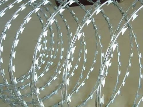 Υψηλής ποιότητας ξυράφι συρματόπλεγμα 0.5 mm-5.0 mm ξυράφι συρματόπλεγμα Ζυγισμένο Bto-12 Ζυγισμένο ξυράφι προστασία ξυράφι συρματόπλεγμα