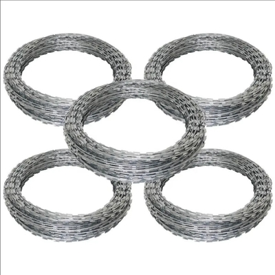 Εμπορικό εμπόριο BTO-10 Razor Barbed Wire High Tensile Rolls για ασφαλείς περιφράξεις Πίνακα συρματόπλεγματος
