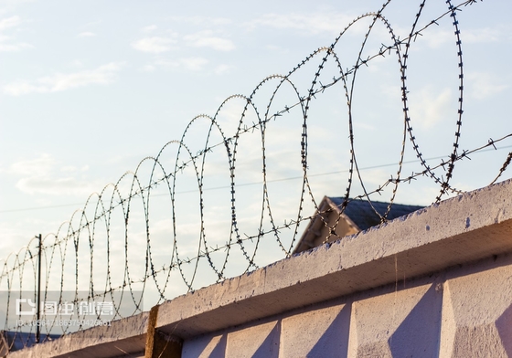 Ζεστό βουτηγμένο Bto-22 Ζαλβανισμένο Concertina Razor Wire Fencing Bto30