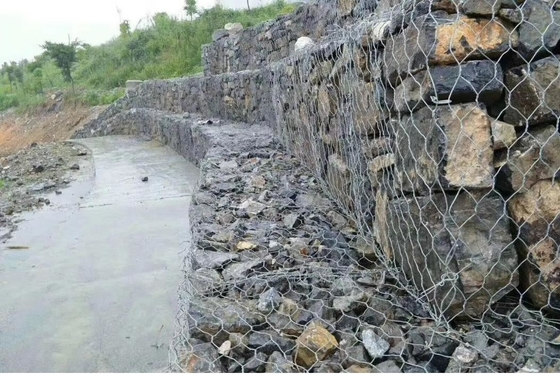 Το PVC έντυσε το 3.0mm γαλβανισμένο Gabion καλωδίων πλέγματος ΨΕΥΔΆΡΓΥΡΟΥ κιβώτιο gabion ΣΤΡΩΜΆΤΩΝ εξαγωνικό