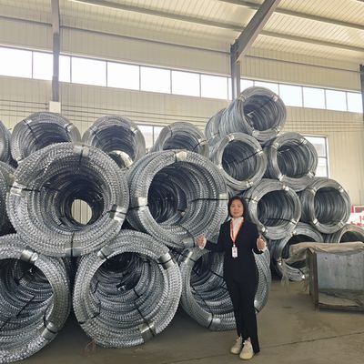 Συρματόσχοινο ξυραφιού συναυλίας τύπου επίπεδου υψηλής πυκνότητας για ασφαλή περίφραξη