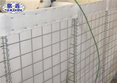 Το Galfan έντυσε τον ενωμένο στενά Gabion τοίχο κατασκευής καλαθιών ευθυγραμμισμένο Geotextile