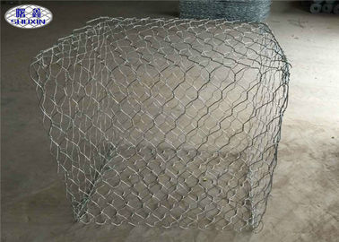 Ο Stone γέμισε το ντυμένο ψευδάργυρος χαρακτηριστικό γνώρισμα τοίχων πλέγματος καλωδίων για την παράκτια προστασία