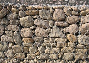 Πέτρινα κλουβιά 2.7mm τοίχων Gabion χαλύβδινων συρμάτων ντυμένη PVC επεξεργασία επιφάνειας
