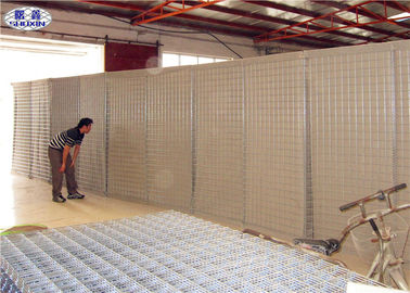 Η πλημμύρα ποταμών προστατεύει τα εμπόδια Mil1 τύπων Hesco ένωσε στενά τα κλουβιά για την άμμο/τη γη/το τσιμέντο